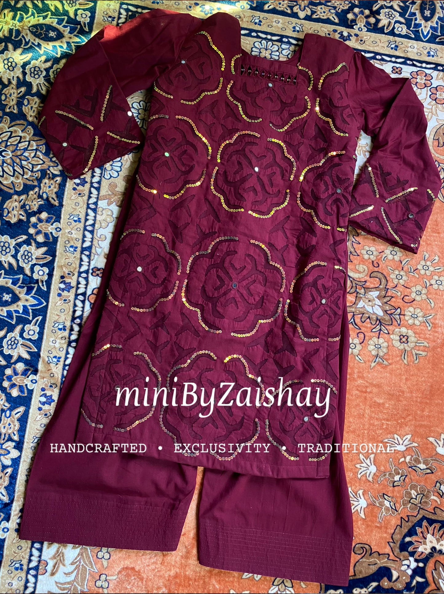 Chand wala Safaid - Handmade Applique work - Maroon