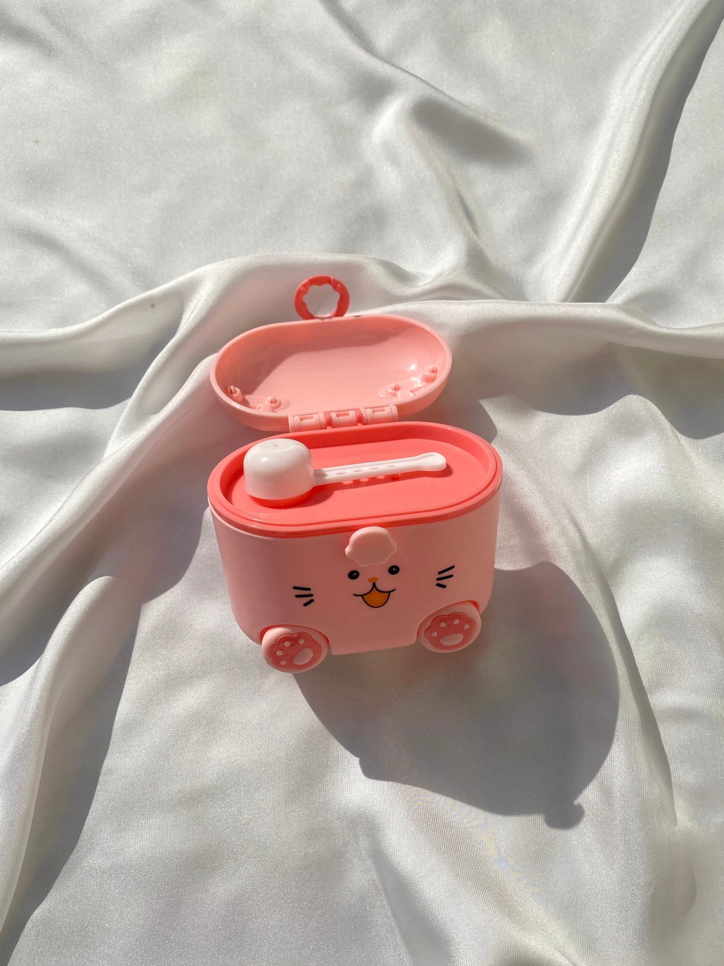 Portable Milk Powder Container With Spoon & Lock - Kitty