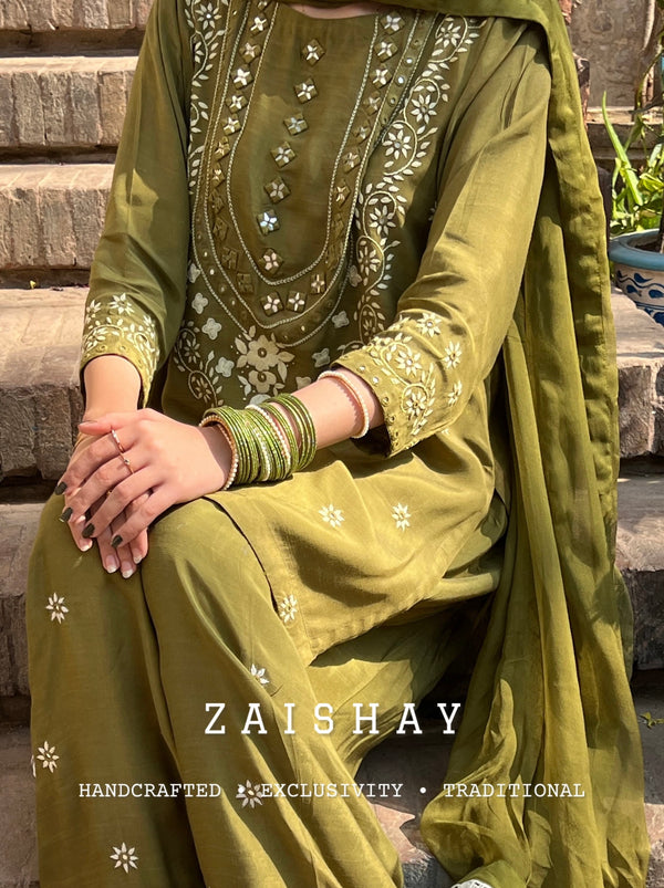 Zarmeena - Threadwork & Mirrorwork