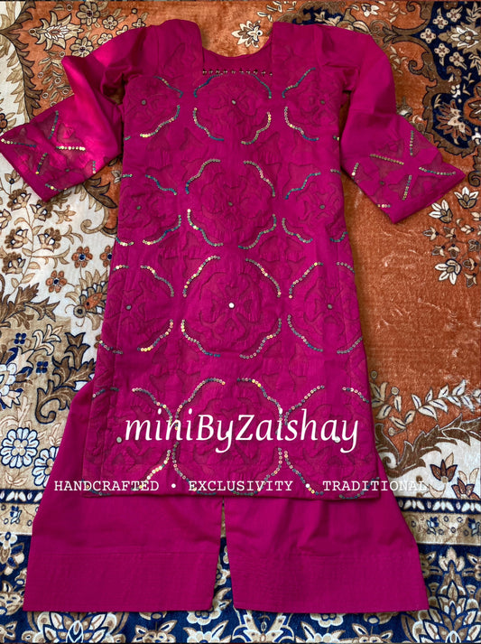 Chand wala Safaid - Handmade Applique work - Hot pink