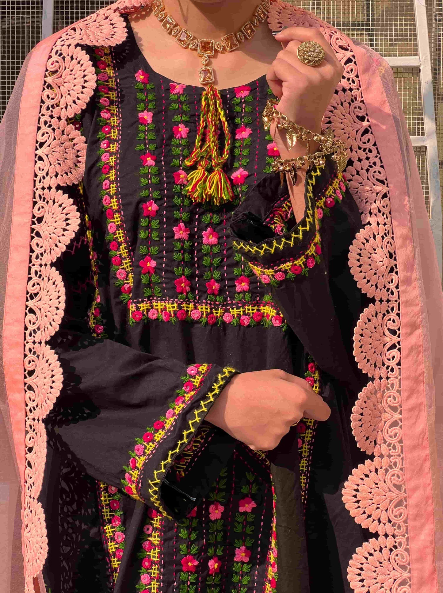 Balochi doch - Fully Handmade & Mirrorwork - Black